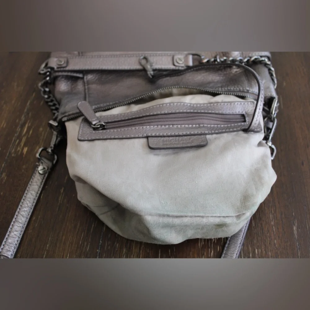 Michael Kors Cross body bag